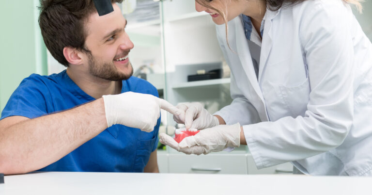 Dentista em Laranjeiras | Dentista Perto de Mim protese dentária em laranjeiras